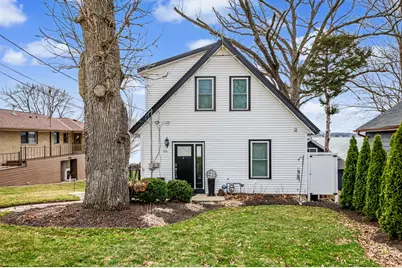 616  Kopmeier Dr, Pewaukee, WI 53072 - Photo 33