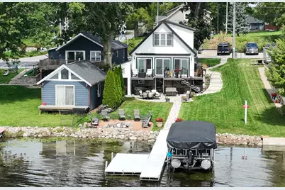 616  Kopmeier Dr, Pewaukee, WI 53072 - Photo 35