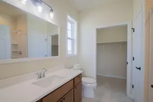 613 Hunter Oaks Blvd, Watertown, WI 53094 - Photo 21