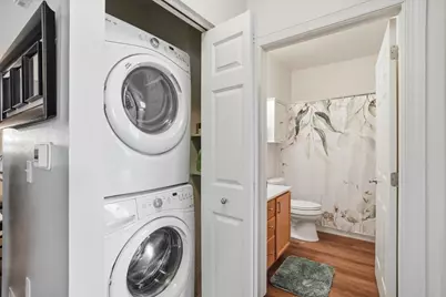 2287 W Vista Bella Dr, Oak Creek, WI 53154 - Photo 19