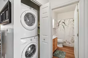 2287 W Vista Bella Dr, Oak Creek, WI 53154 - Photo 19