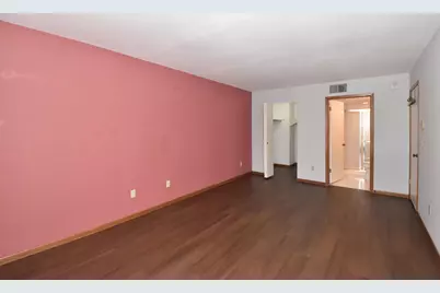 3916 N Oakland Ave #224, Shorewood, WI 53211 - Photo 13