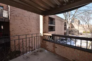 3916 N Oakland Ave, Shorewood, WI 53211 - Photo 17