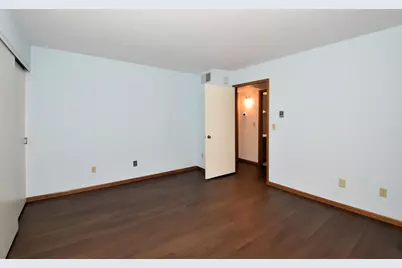 3916 N Oakland Ave #224, Shorewood, WI 53211 - Photo 15