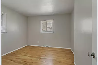 3900  11th Ave, Kenosha, WI 53140 - Photo 13