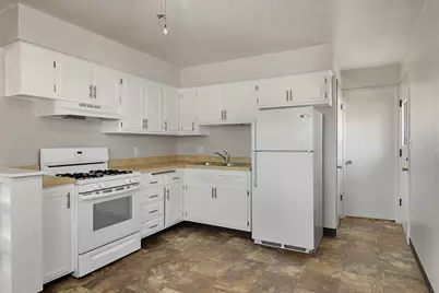 3900  11th Ave, Kenosha, WI 53140 - Photo 5