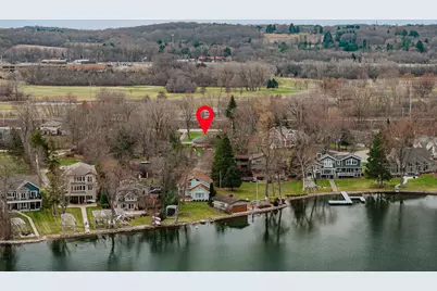 N20W28482  Oakton Rd, Pewaukee, WI 53072 - Photo 3