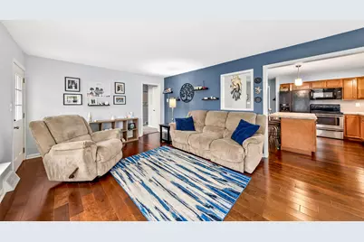 N20W28482  Oakton Rd, Pewaukee, WI 53072 - Photo 17