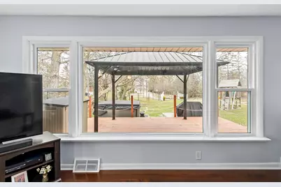 N20W28482  Oakton Rd, Pewaukee, WI 53072 - Photo 19