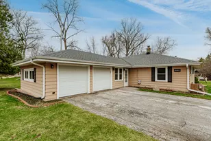 N20W28482 Oakton Rd, Delafield, WI 53072 - Photo 41