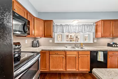 N20W28482  Oakton Rd, Pewaukee, WI 53072 - Photo 13