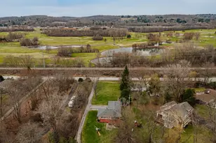 N20W28482 Oakton Rd, Delafield, WI 53072 - Photo 45