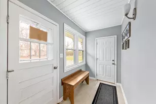 N20W28482 Oakton Rd, Delafield, WI 53072 - Photo 33