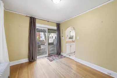 1941 N Bartlett St, Milwaukee, WI 53202 - Photo 11