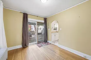 1941 N Bartlett St, Milwaukee, WI 53202 - Photo 11