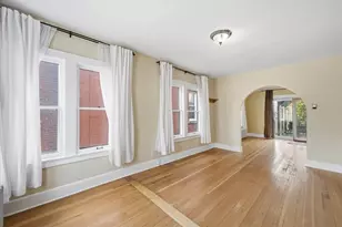 1941 N Bartlett St, Milwaukee, WI 53202 - Photo 3