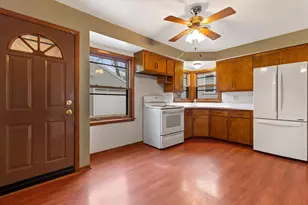 3526 S Brust Ave, Milwaukee, WI 53207 - Photo 11