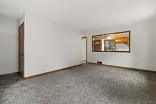 3526 S Brust Ave, Milwaukee, WI 53207 - Photo 9