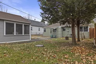 3526 S Brust Ave, Milwaukee, WI 53207 - Photo 31