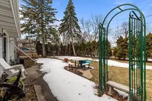 1764 Oakridge Ct, Fox Crossing, WI 54952 - Photo 41