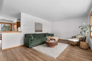 1764 Oakridge Ct, Fox Crossing, WI 54952 - Photo 3