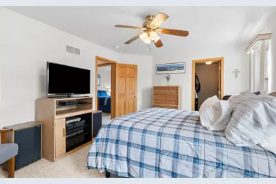 3745  Stillwater Cir, Waukesha, WI 53189 - Photo 17