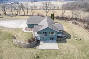 931 Canal Rd, Waterloo, WI 53594 - Photo 3