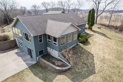 931  Canal Rd, Waterloo, WI 53594 - Photo 5