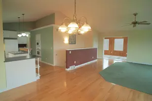 931 Canal Rd, Waterloo, WI 53594 - Photo 9