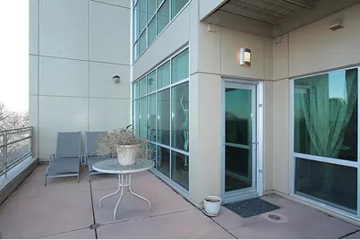 1550 E Royal Pl #408, Milwaukee, WI 53202 - Photo 3