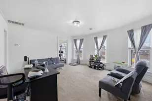 639 W Meinecke Ave, Milwaukee, WI 53212 - Photo 9