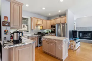 11004 N Range Line Rd, Mequon, WI 53092 - Photo 19