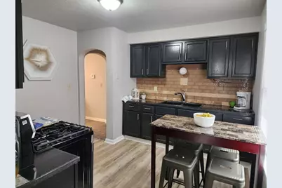 5950 N 71 St, Milwaukee, WI 53218 - Photo 7