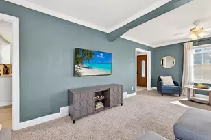 656 N 99th St, Wauwatosa, WI 53226 - Photo 5