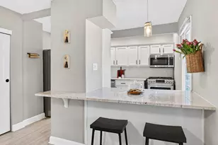 656 N 99th St, Wauwatosa, WI 53226 - Photo 9