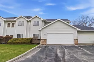 4754 W Maple Leaf Cir, Greenfield, WI 53220 - Photo 39