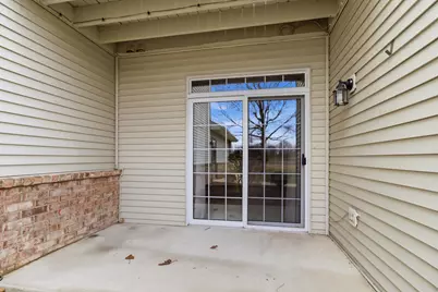 4754 W Maple Leaf Cir, Greenfield, WI 53220 - Photo 37