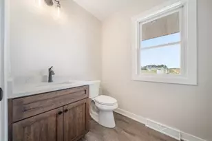 2825 Stonebrook Dr, Sheboygan, WI 53081 - Photo 17