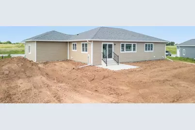 2825  Stonebrook Dr, Sheboygan, WI 53081 - Photo 23