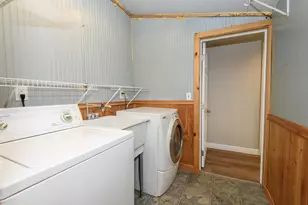 888 Wildwood Pl, Oconomowoc, WI 53066 - Photo 15