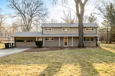 888  Wildwood Pl, Oconomowoc, WI 53066 - Photo 1