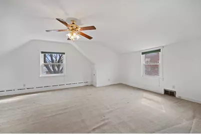 5713 N Argyle Ave, Glendale, WI 53209 - Photo 13