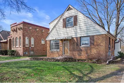 5713 N Argyle Ave, Glendale, WI 53209 - Photo 23