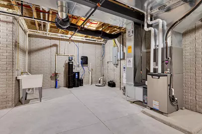 2960 N 186th St #10, Brookfield, WI 53045 - Photo 59