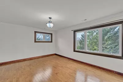 8408 N Lake Dr, Fox Point, WI 53217 - Photo 25