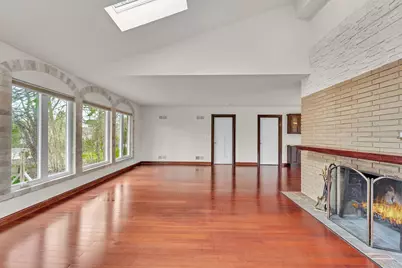 8408 N Lake Dr, Fox Point, WI 53217 - Photo 13