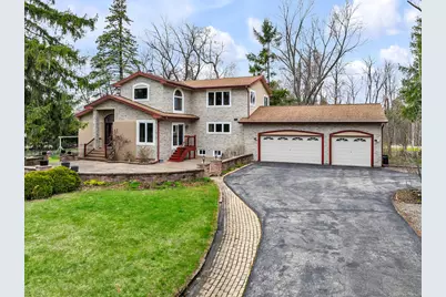 8408 N Lake Dr, Fox Point, WI 53217 - Photo 35