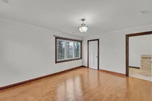 8408 N Lake Dr, Fox Point, WI 53217 - Photo 19