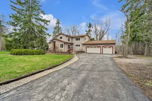 8408 N Lake Dr, Fox Point, WI 53217 - Photo 31