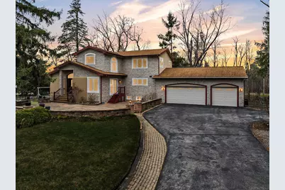 8408 N Lake Dr, Fox Point, WI 53217 - Photo 1